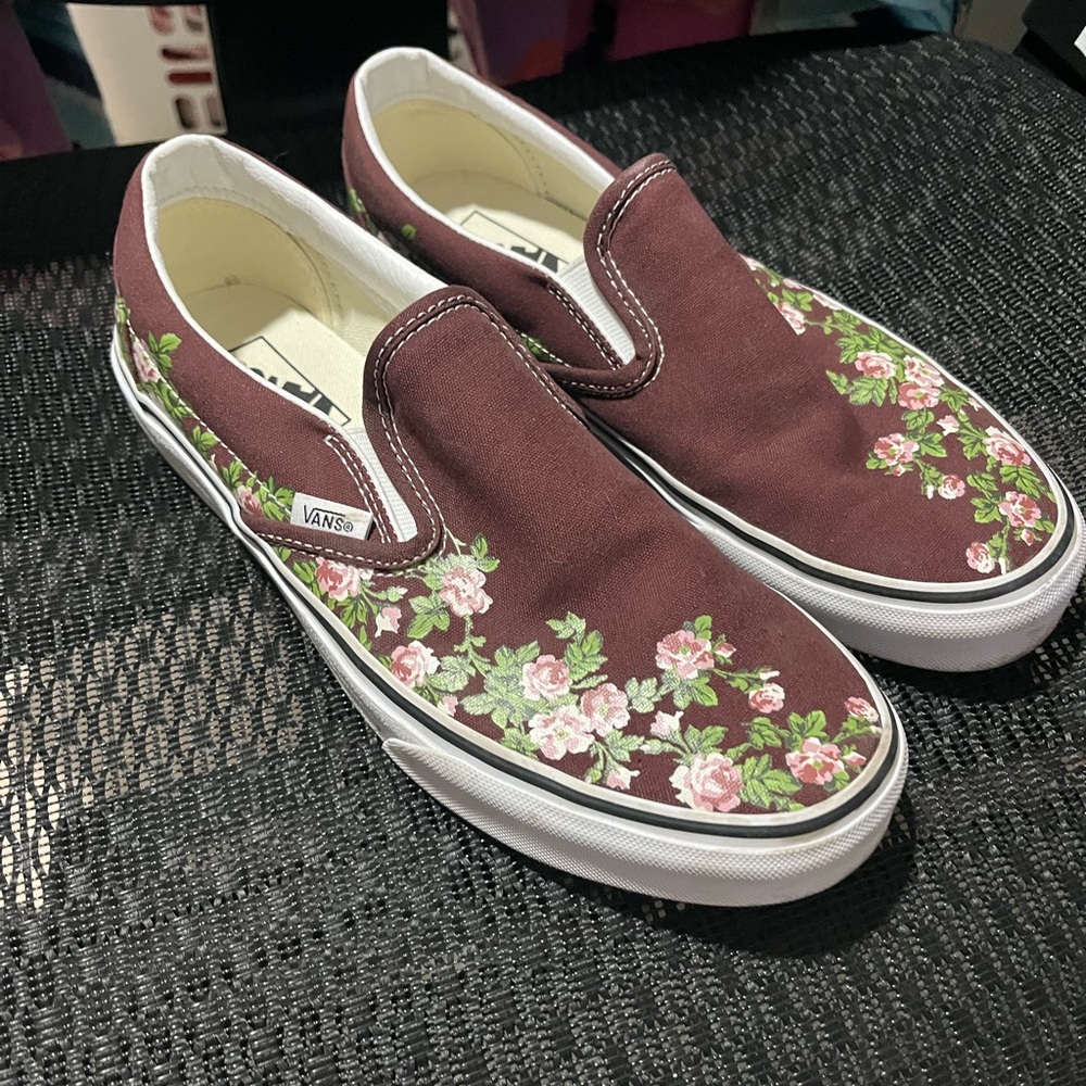 Vans Women’s Slip-On Floral Canvas Shoes - Burgundy -9